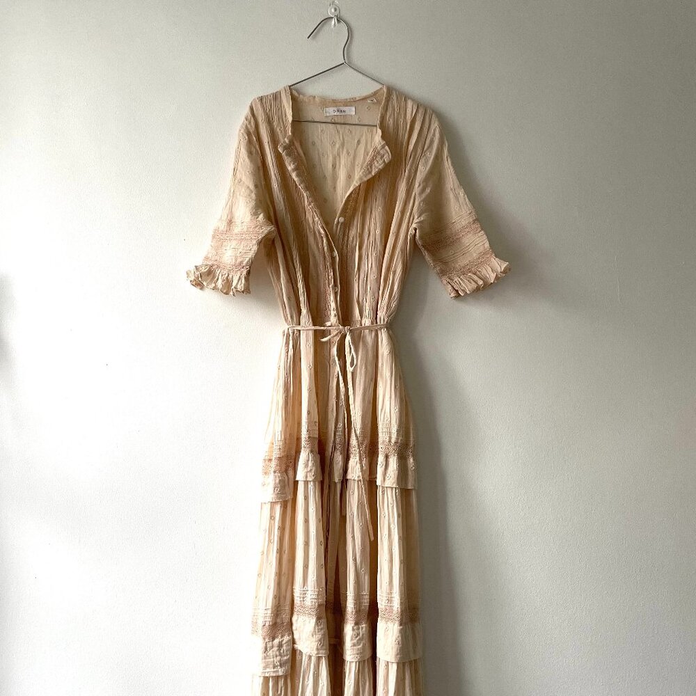 Doen Tiered Floor-Length Dress in Cream/Beige